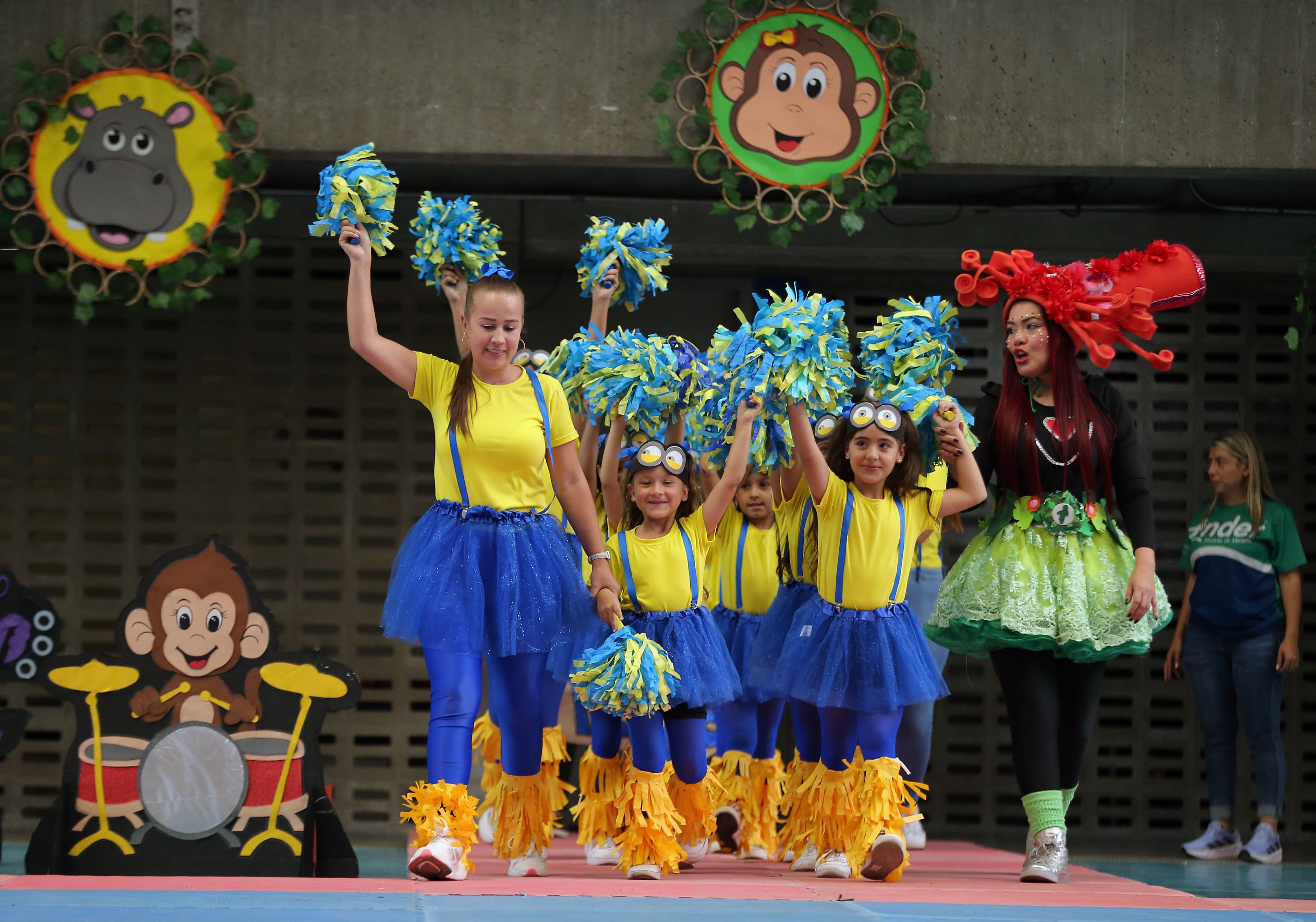 Festival de Rondas y Canciones Infantiles