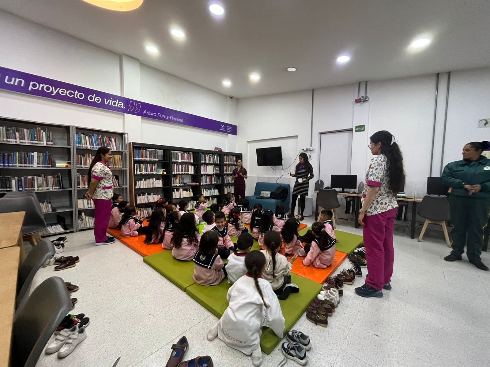 El océano a través del juego, movimiento, música y la lectura