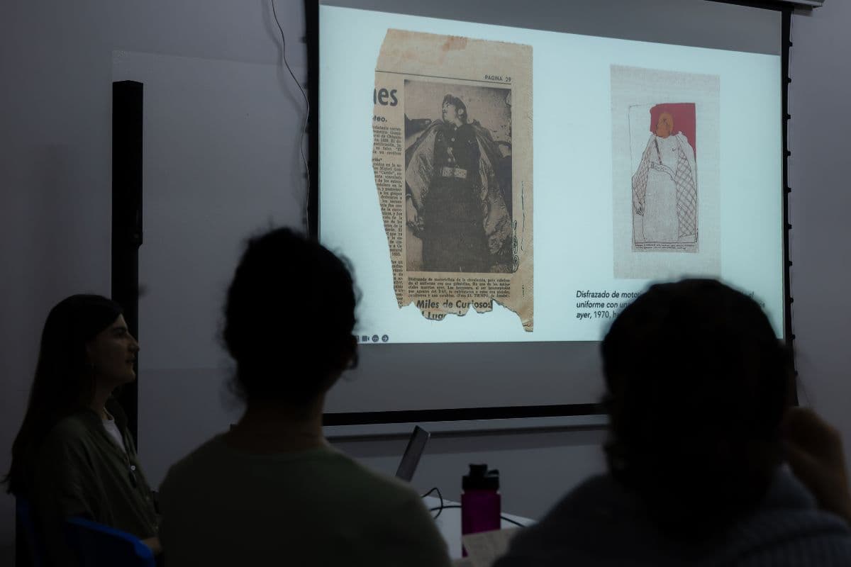 Entre dos siglos. Aproximaciones al arte contemporáneo: 1975-2025